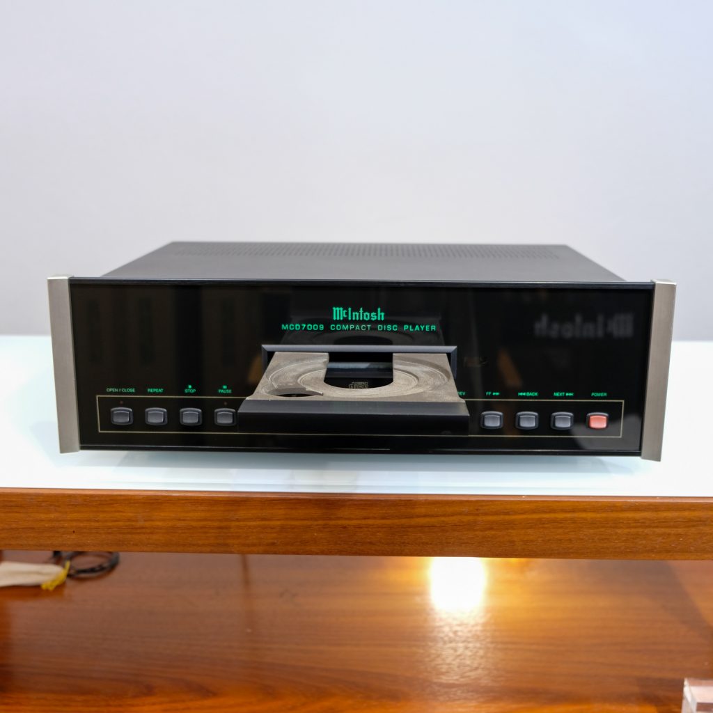 McIntosh MCD7009 リモコン 新品未使用 McIntosh MCD7009の仕様 マッキントッシュ