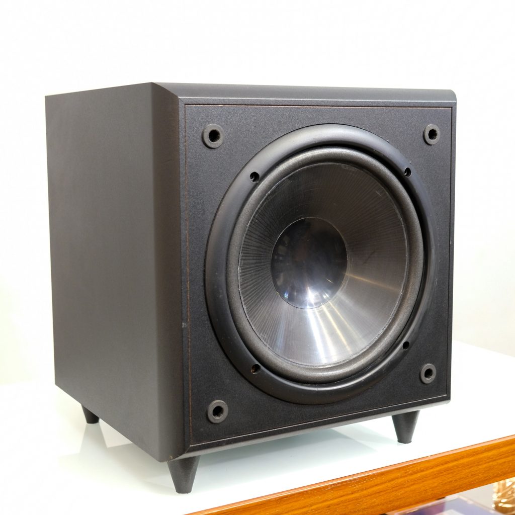 Infinity SSW-10
