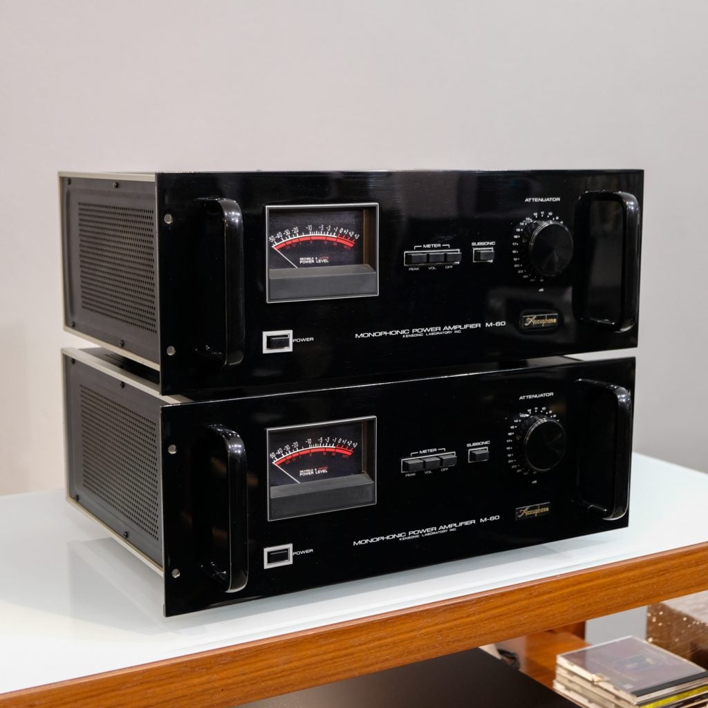 Accuphase M-60 coppia finali monofonici