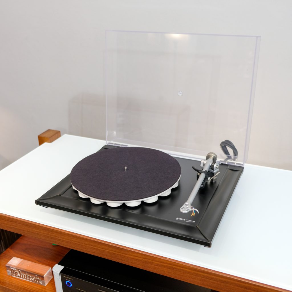 Rega P7