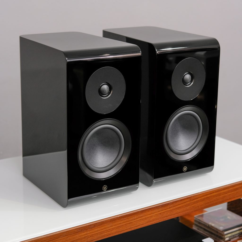 Yamaha NS-600A