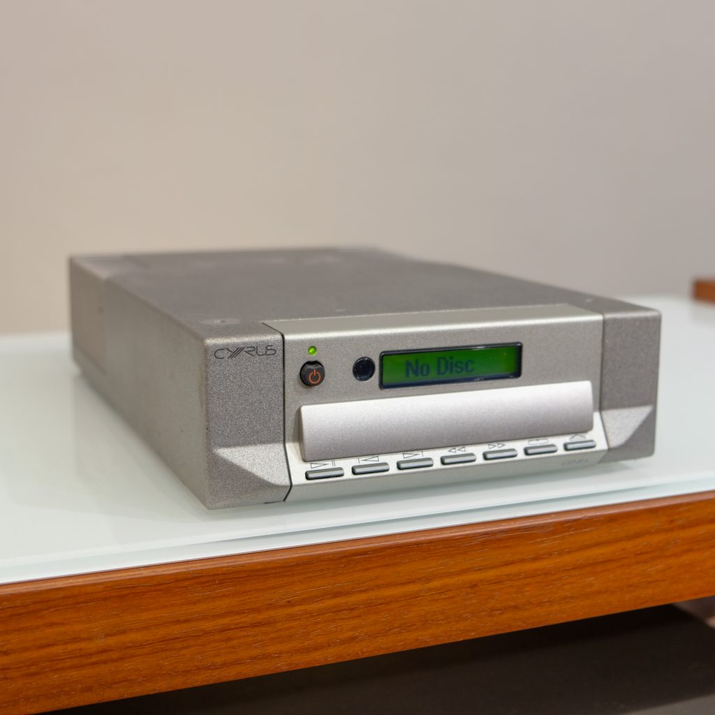 Cyrus CD8x
