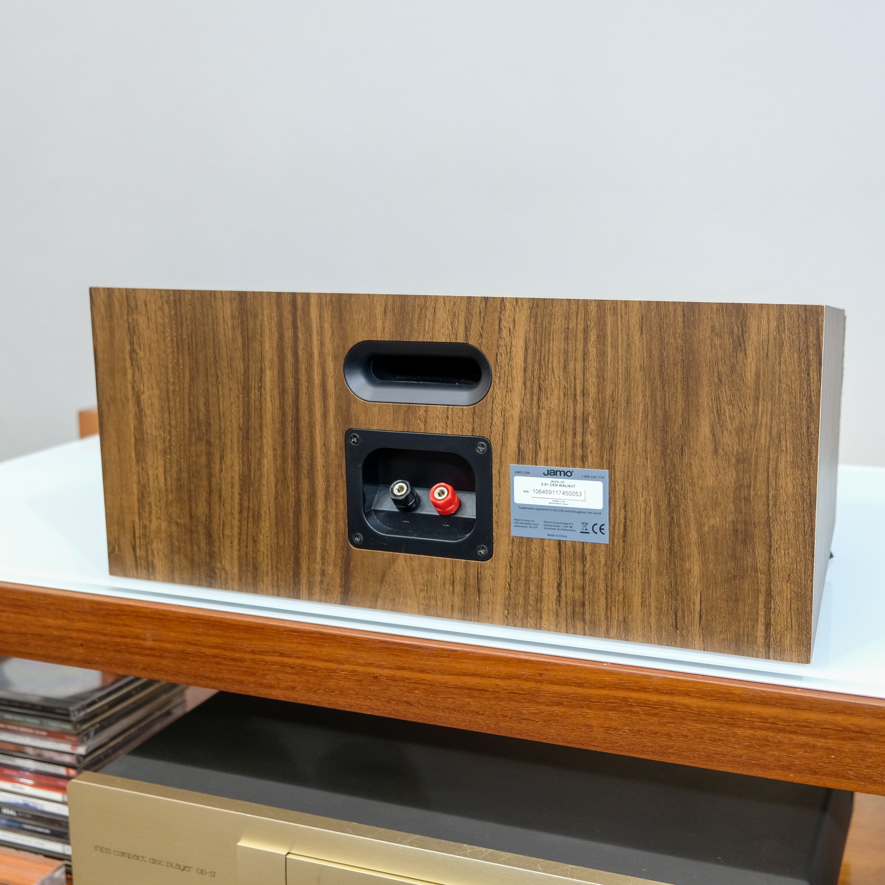 Diffusore Centrale Jamo S 81 CEN - 240W Con Tweeter Morbido E WaveGuide Per Dialoghi Chiari, Design Moderno
