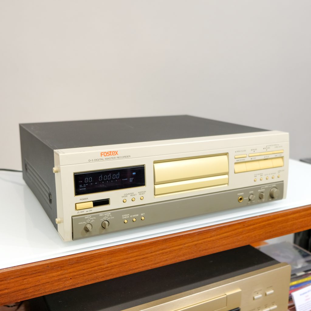 Fostex D5