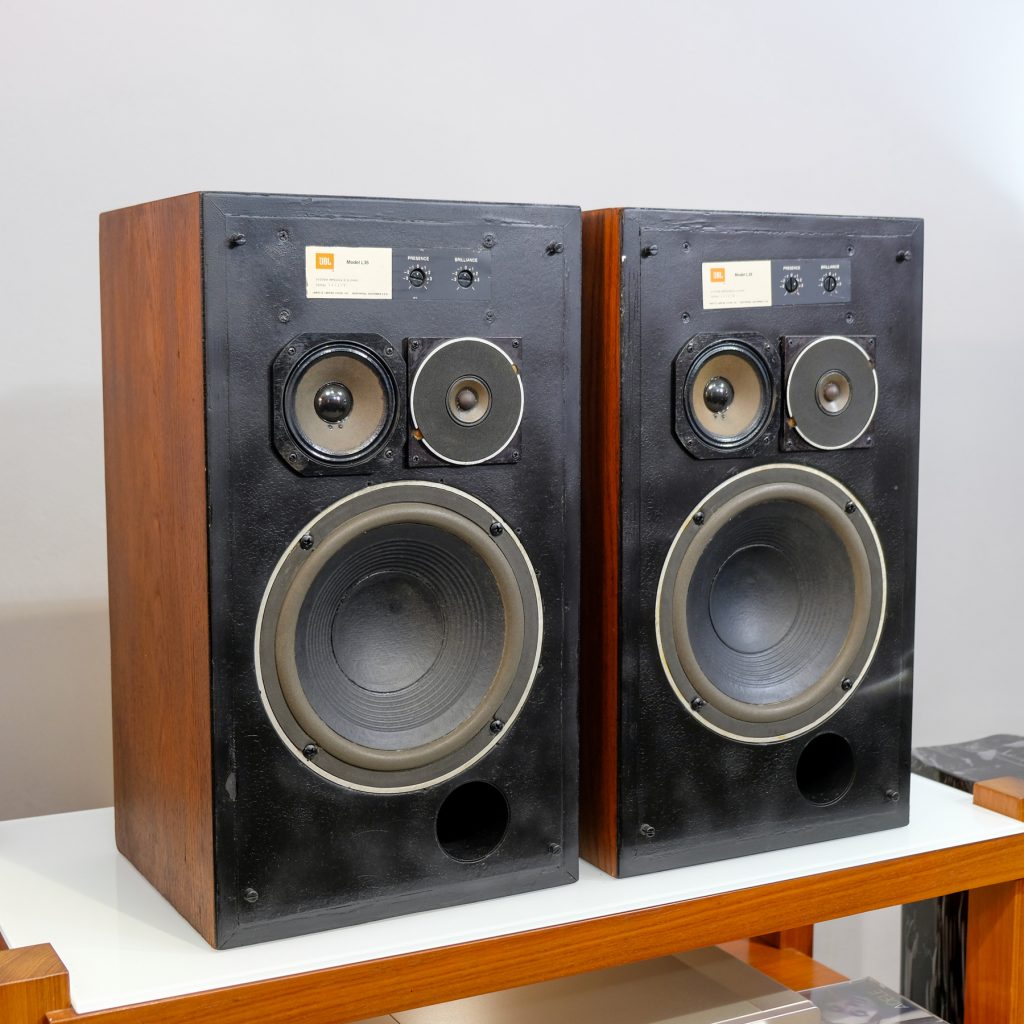 JBL L36