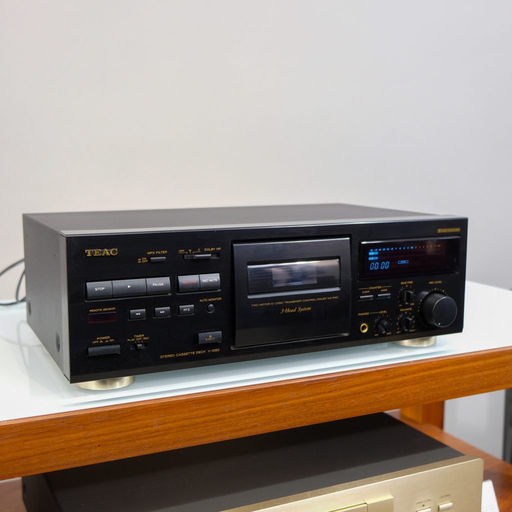 Teac V1050
