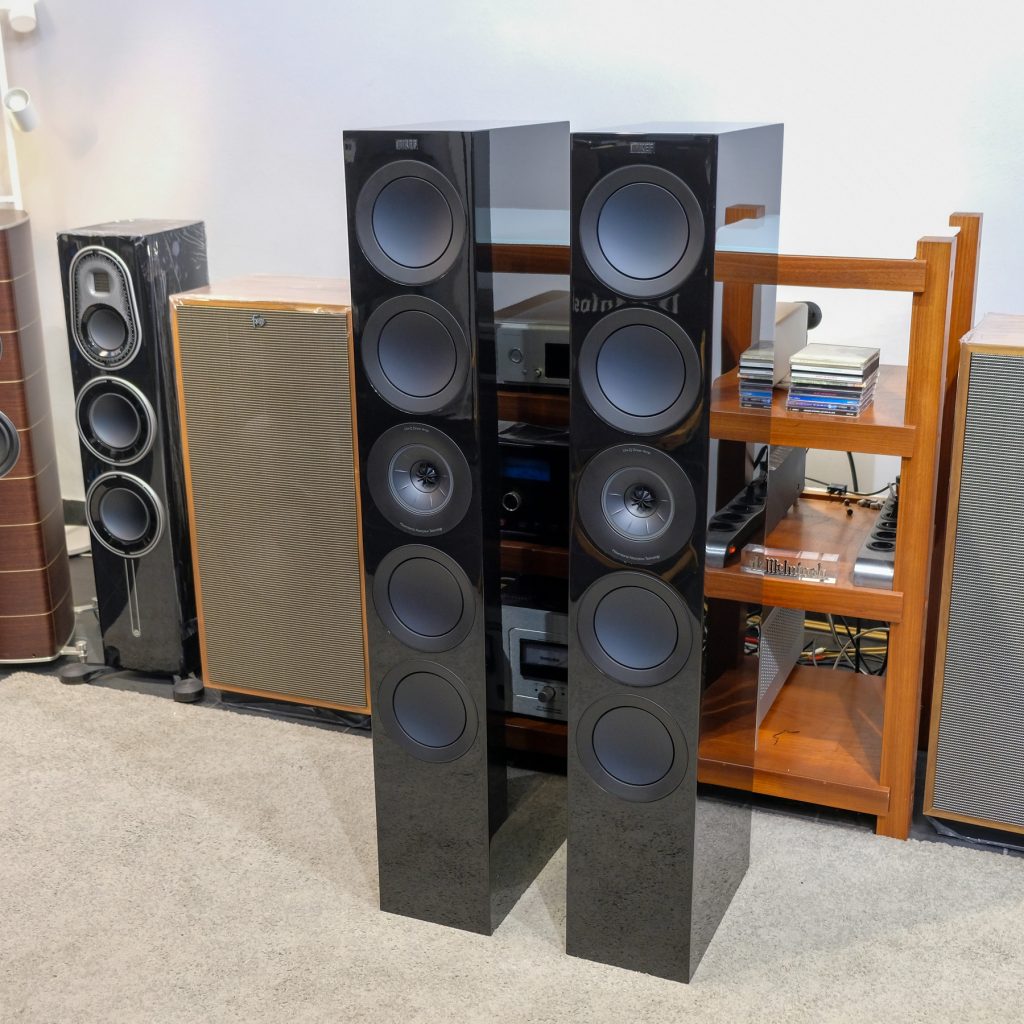 Kef R11 Meta