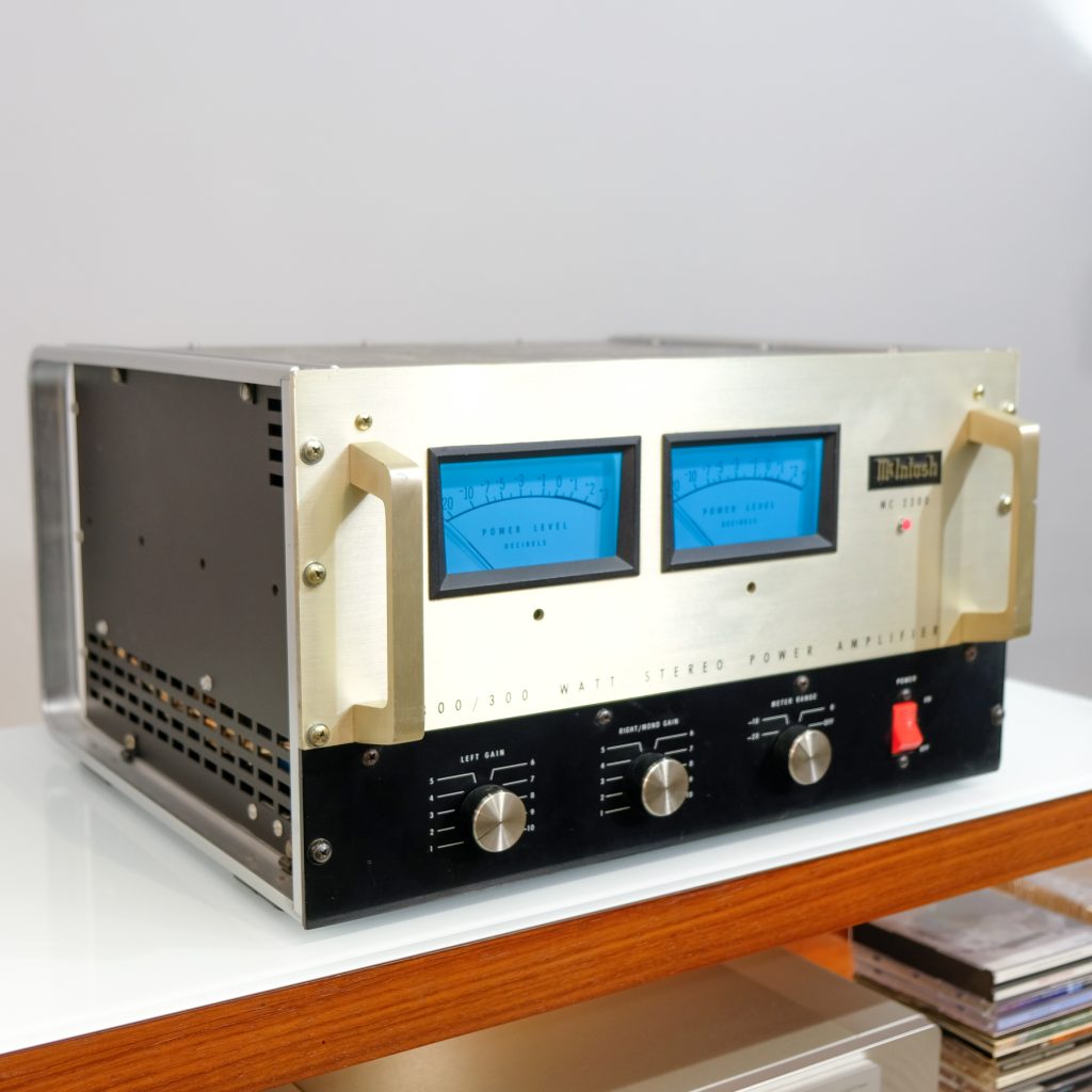 McIntosh MC-2300