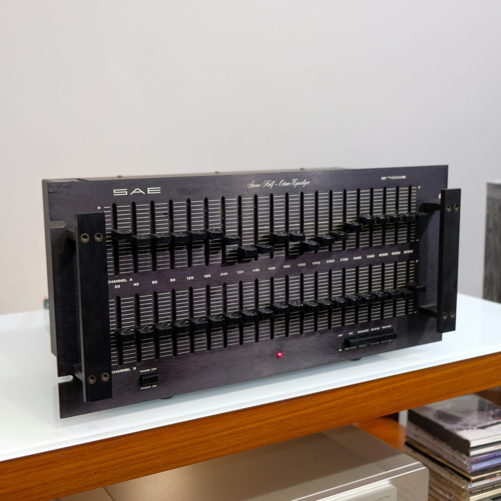 SAE 2700B