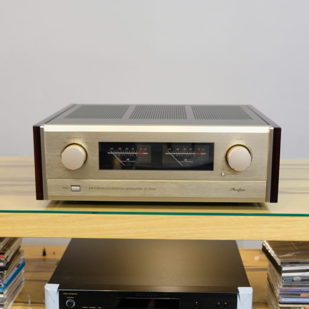 Accuphase アキュフェーズ プリメインアンプ E-305V Accuphase E-305V - オーディオ構造 |オンラインHi-Fi販売：アンプ