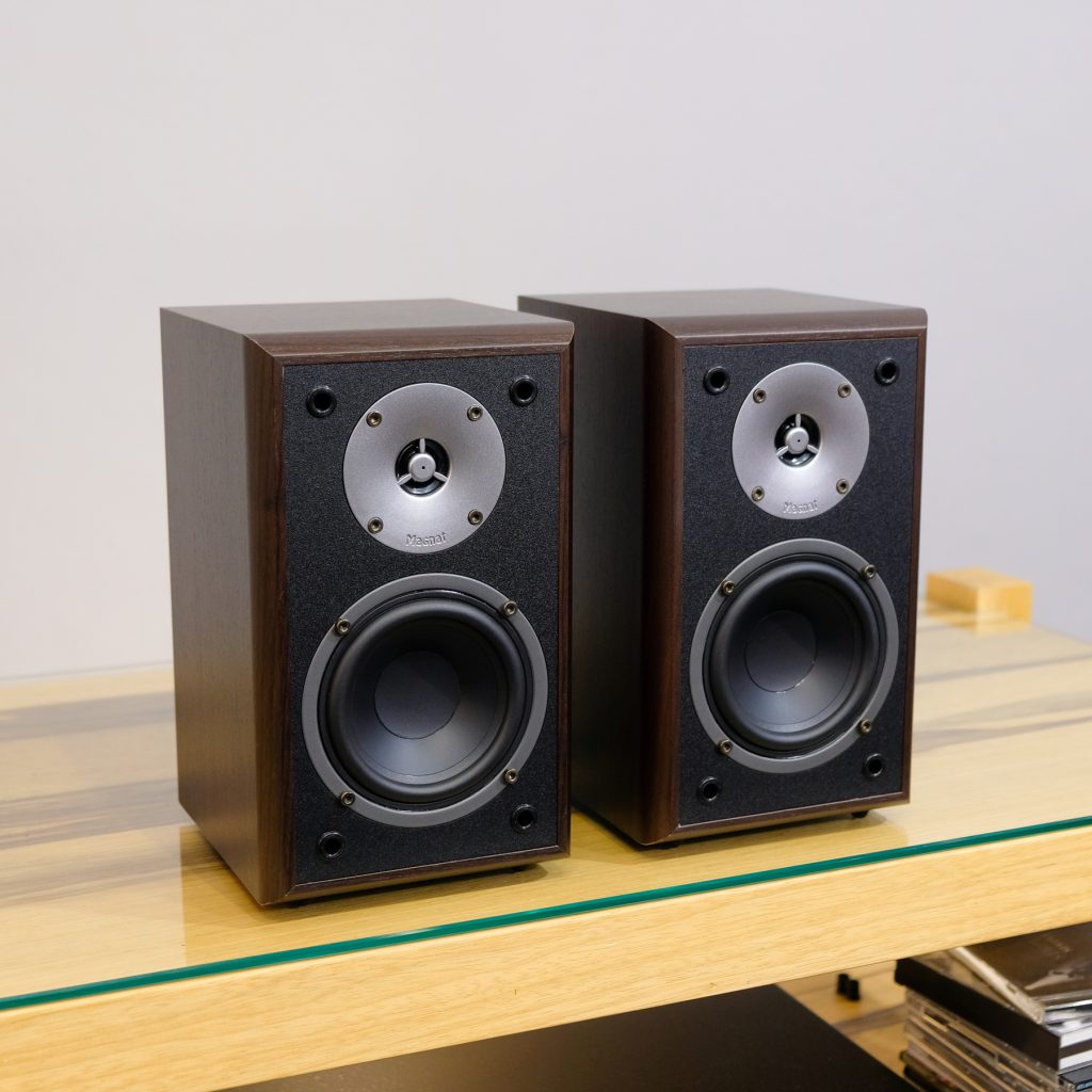 Magnat Supreme 102