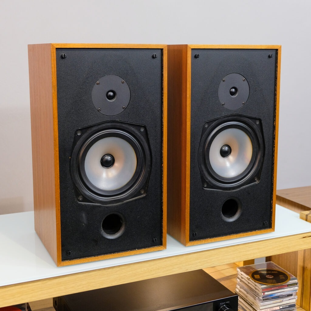 Rogers LS6
