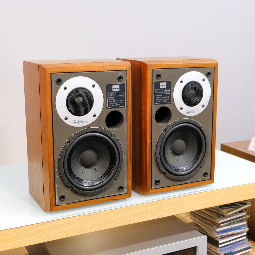 ESB 2002 DCM