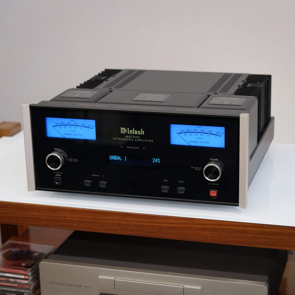 McIntosh MA7200