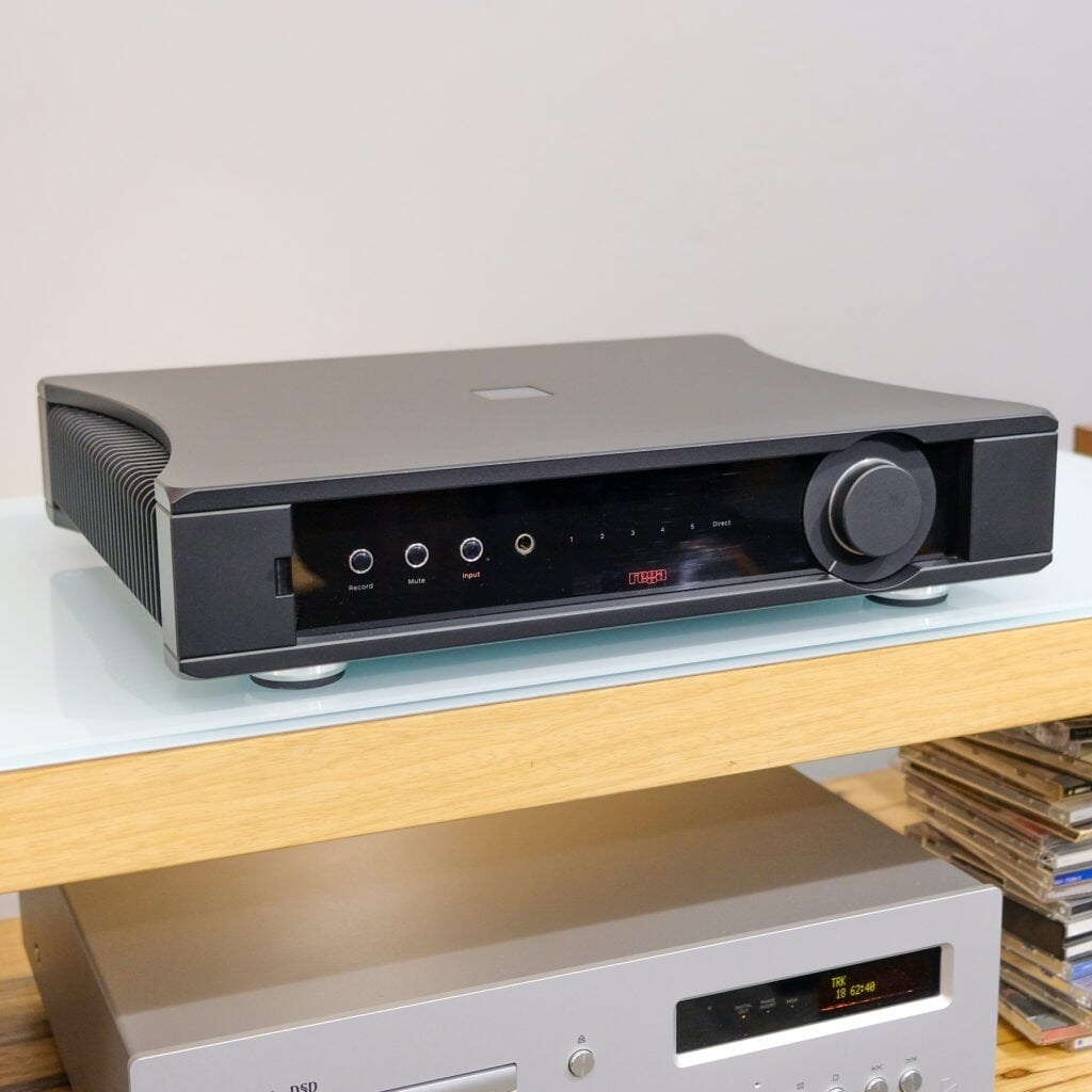 Rega Aethos