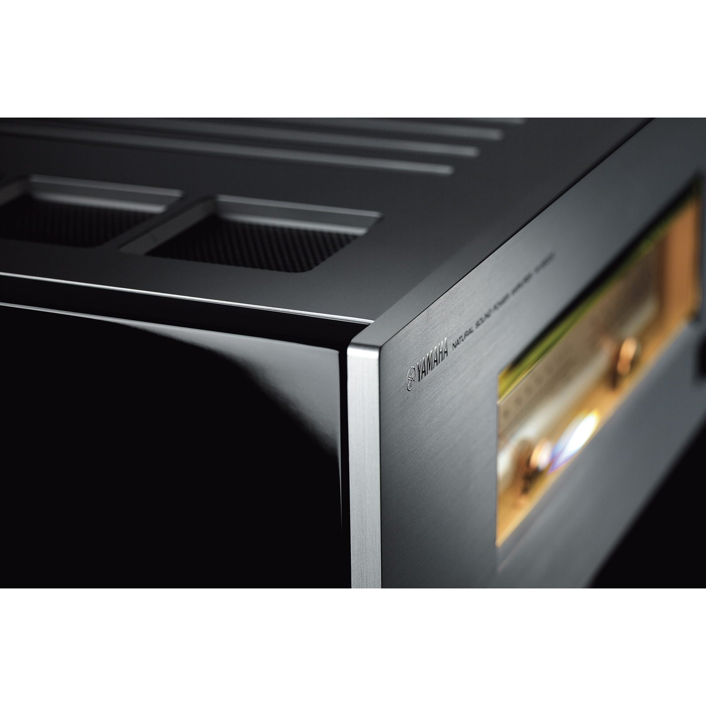 Yamaha M-5000