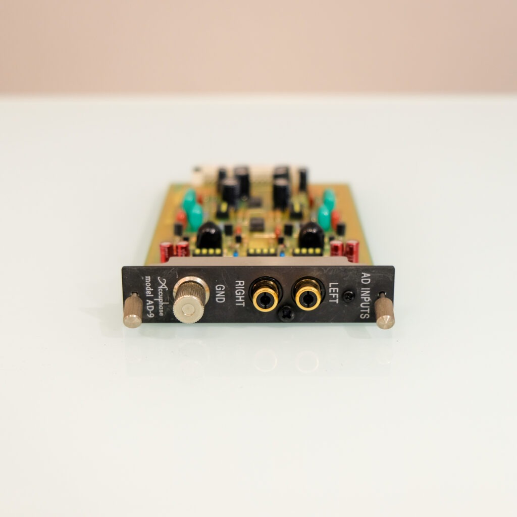 Accuphase AD-9