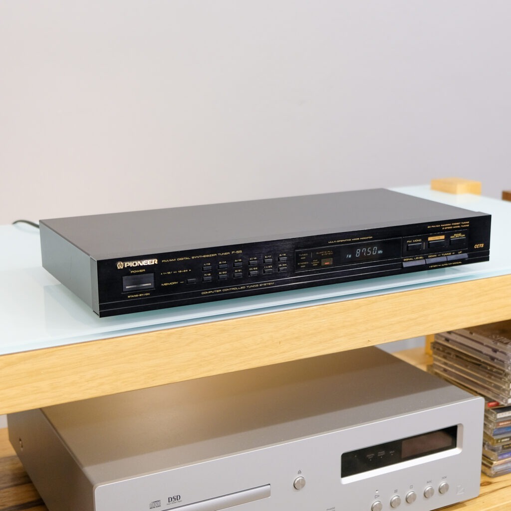 Pioneer F-551
