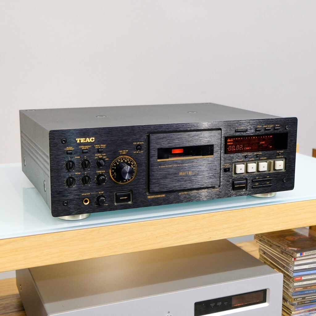 Teac V6030S