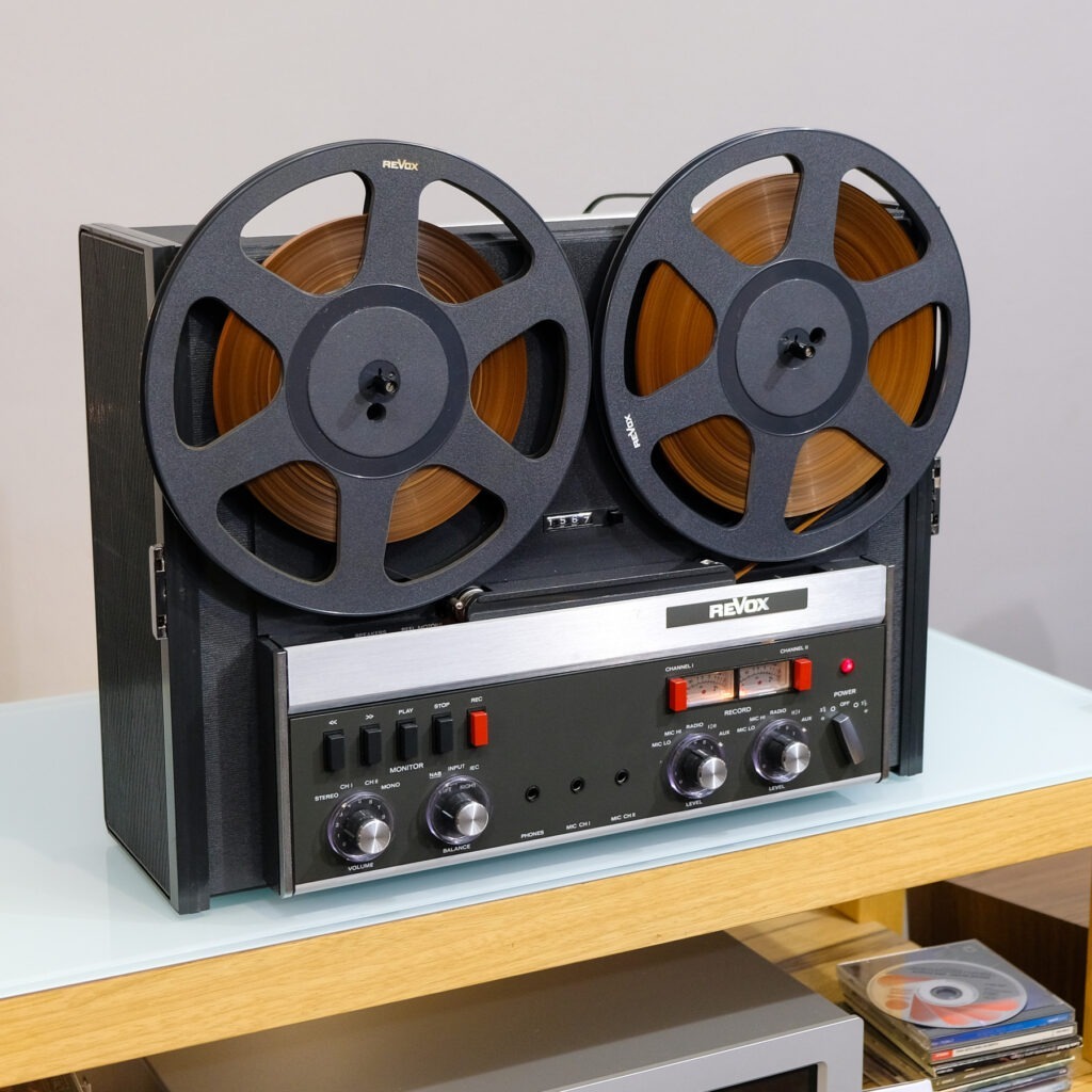 Revox A77 con diffusori integrati