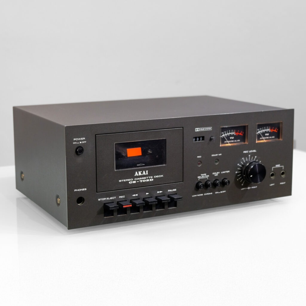 Akai CS-702D