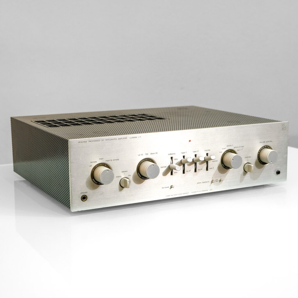 Luxman L-11