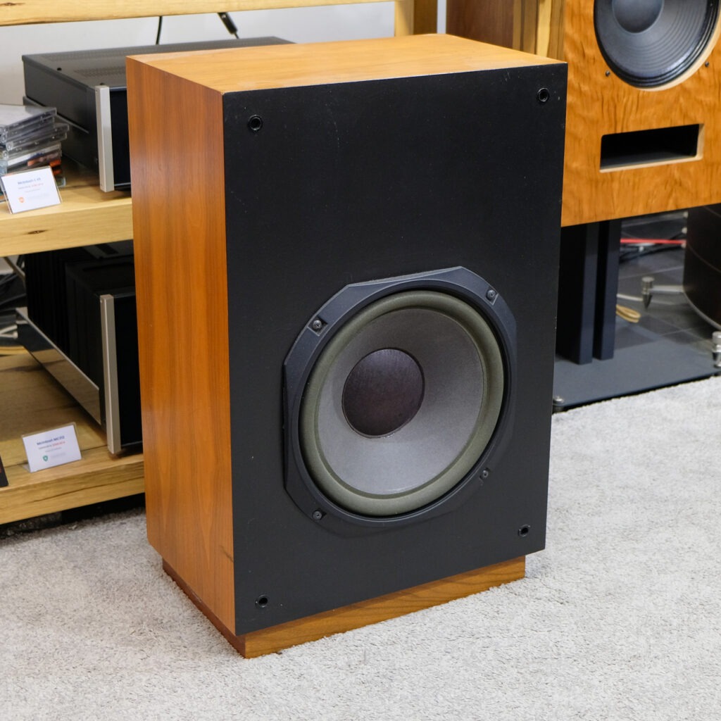 McIntosh XL1W