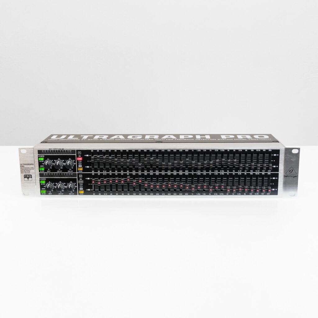 Behringer FBQ3102HD Ultragraph Pro