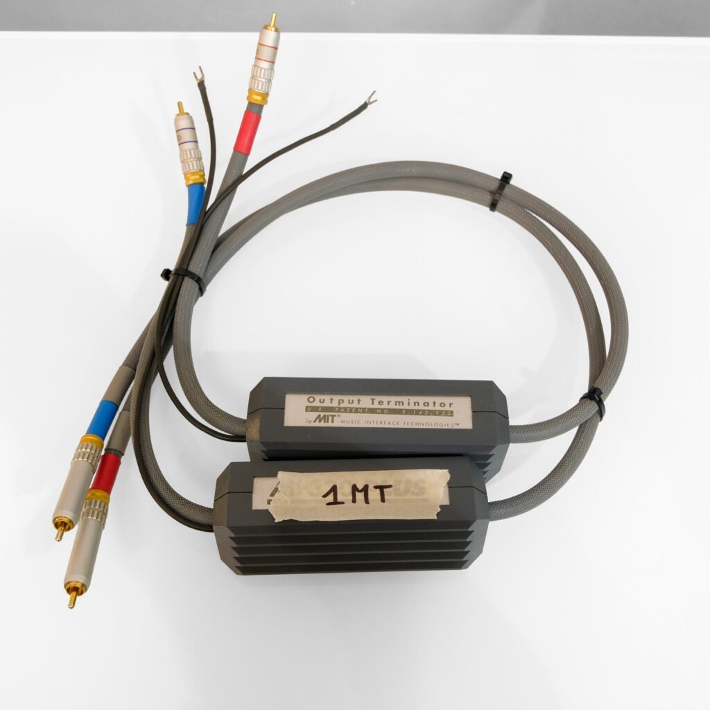 MIT MI330 Plus 1MT RCA