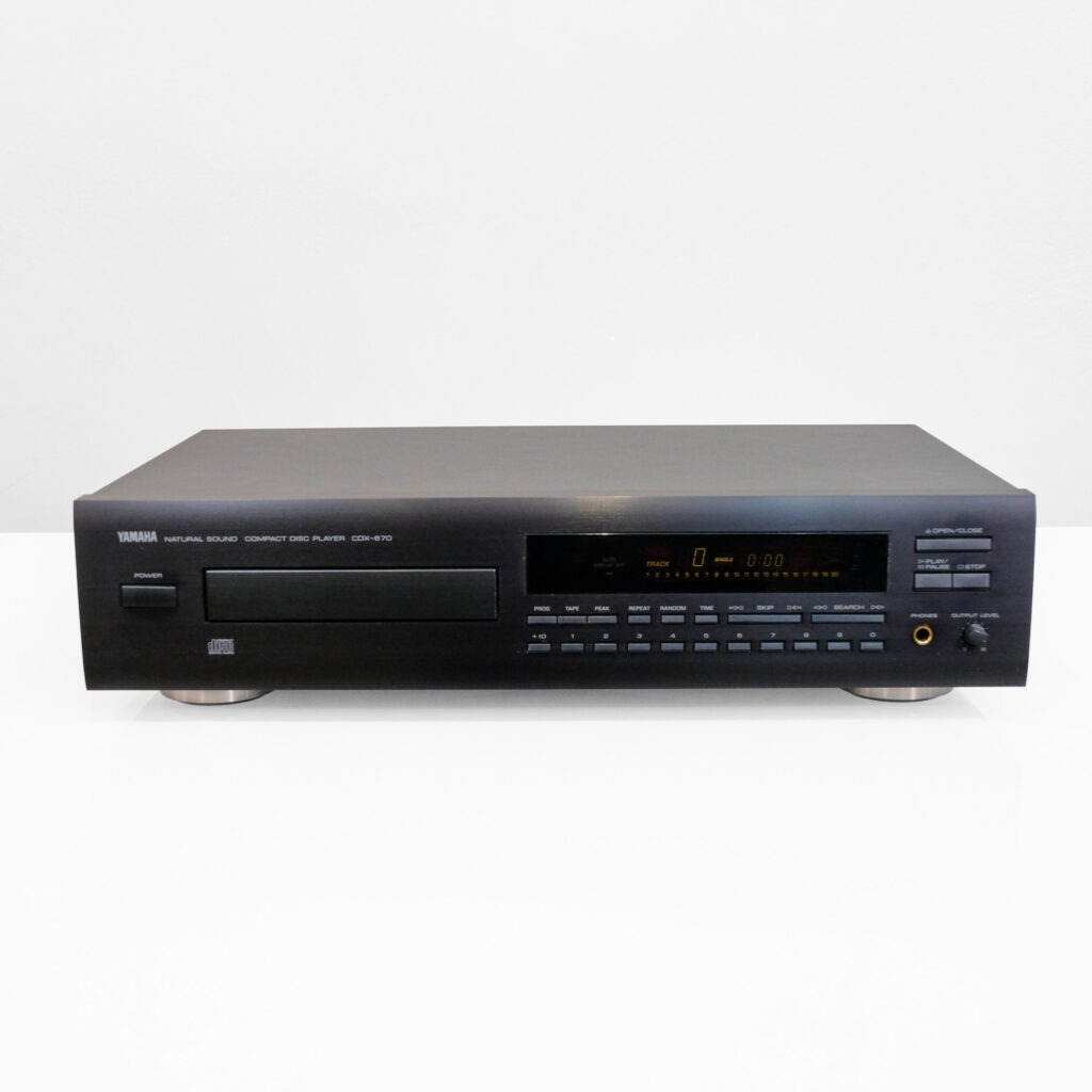 Yamaha CDX-670