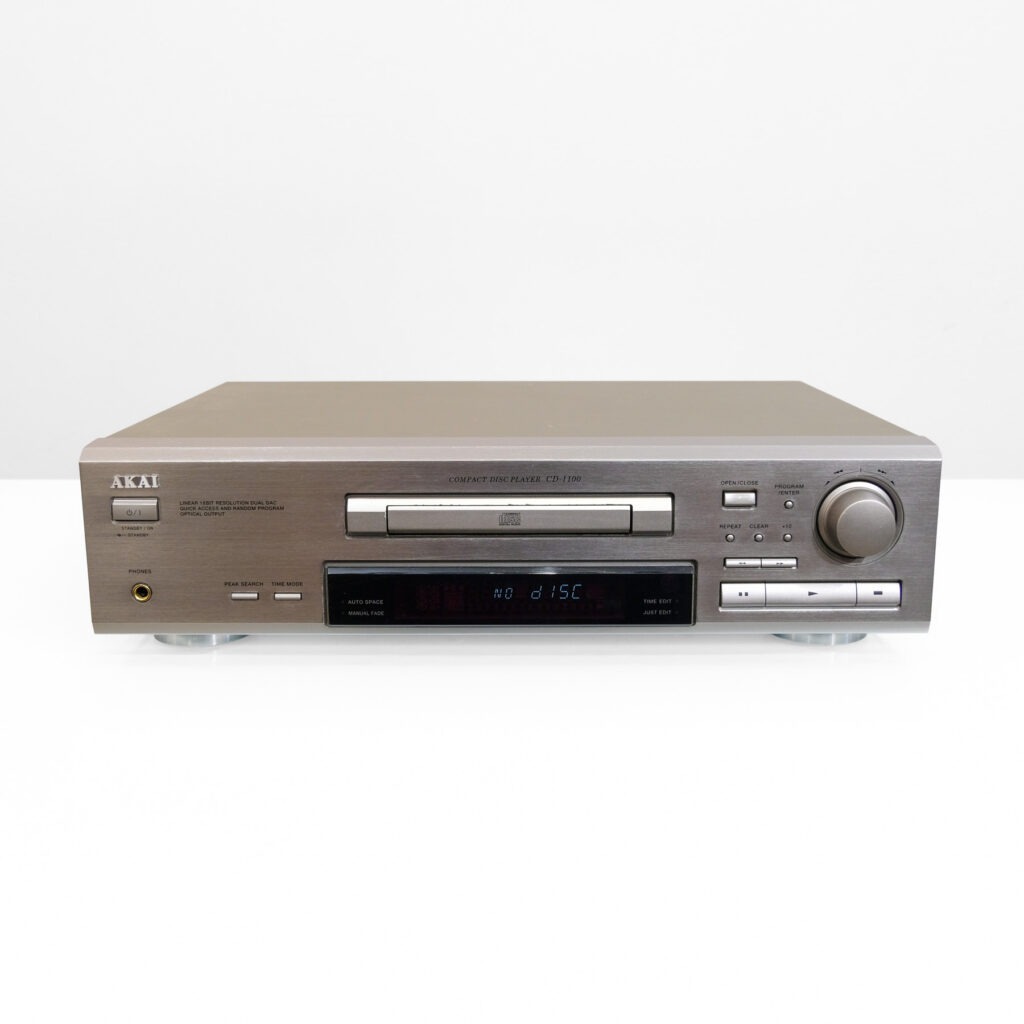 Akai CD-1100