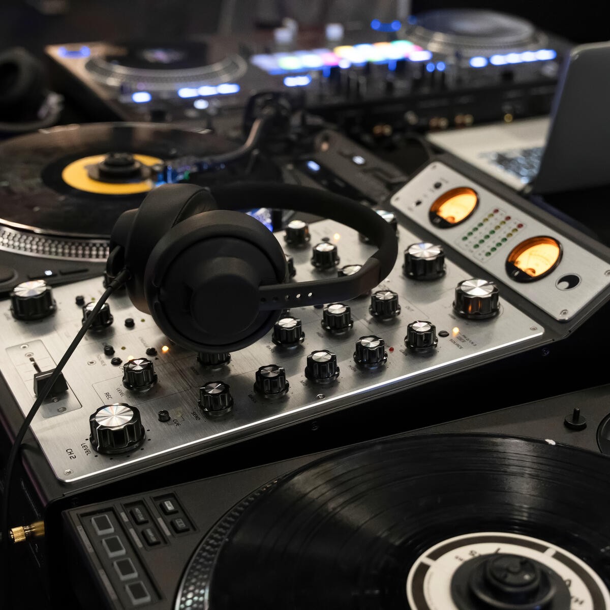 Omnitronic TRM 222