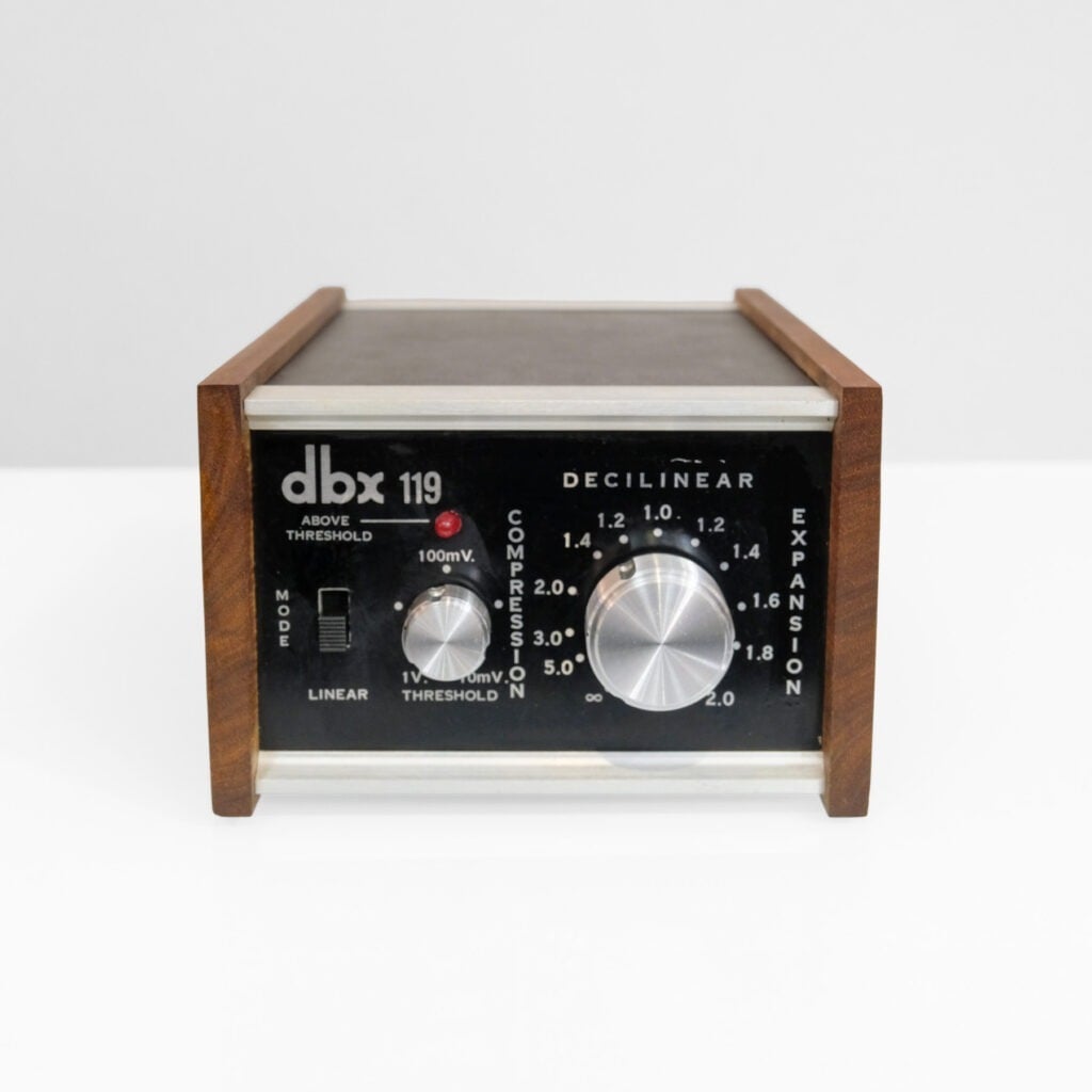DBX 119