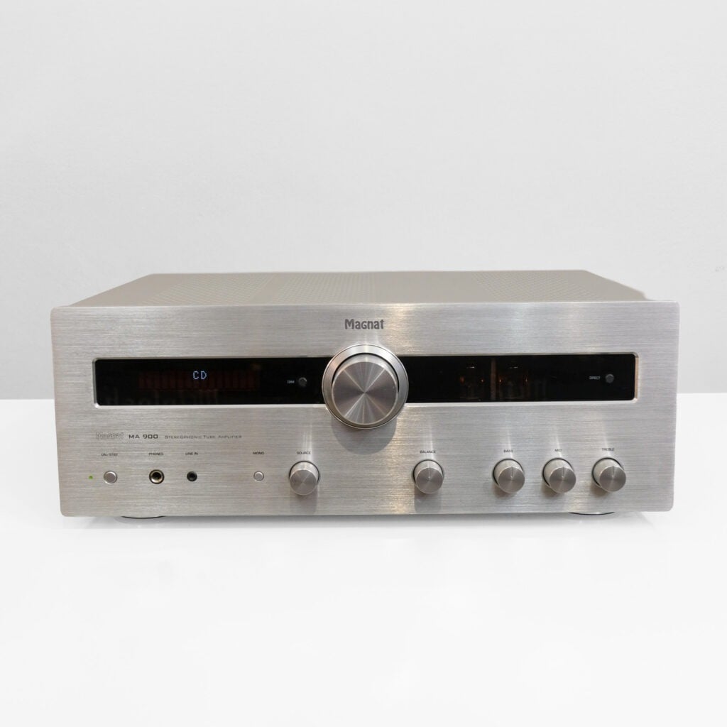 Magnat MA900