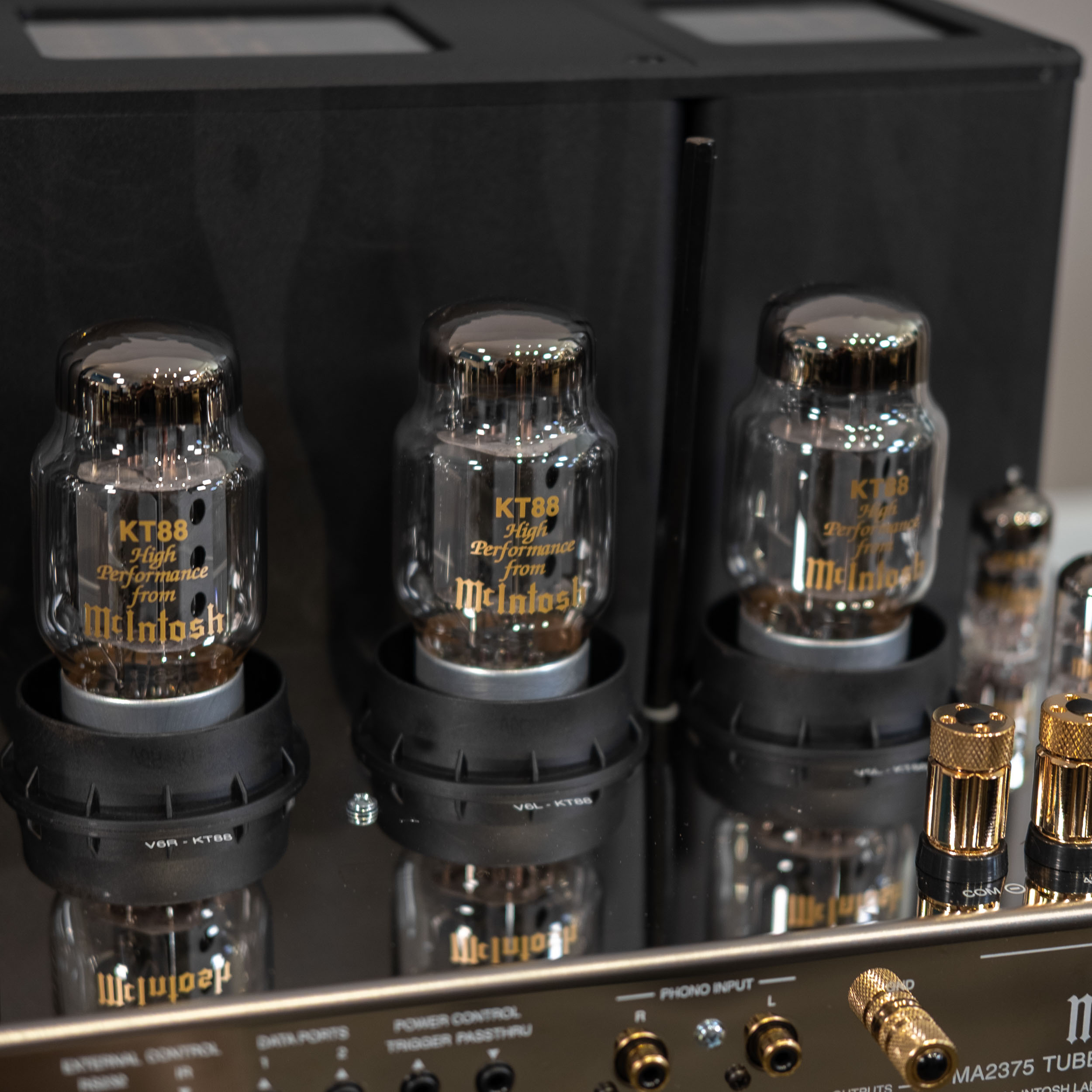 McIntosh MA2375