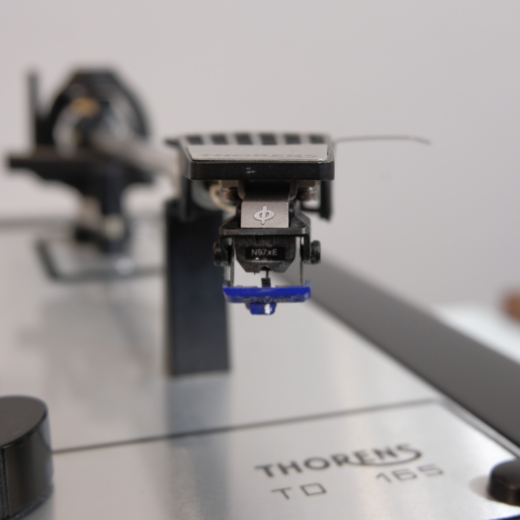 Thorens TD165
