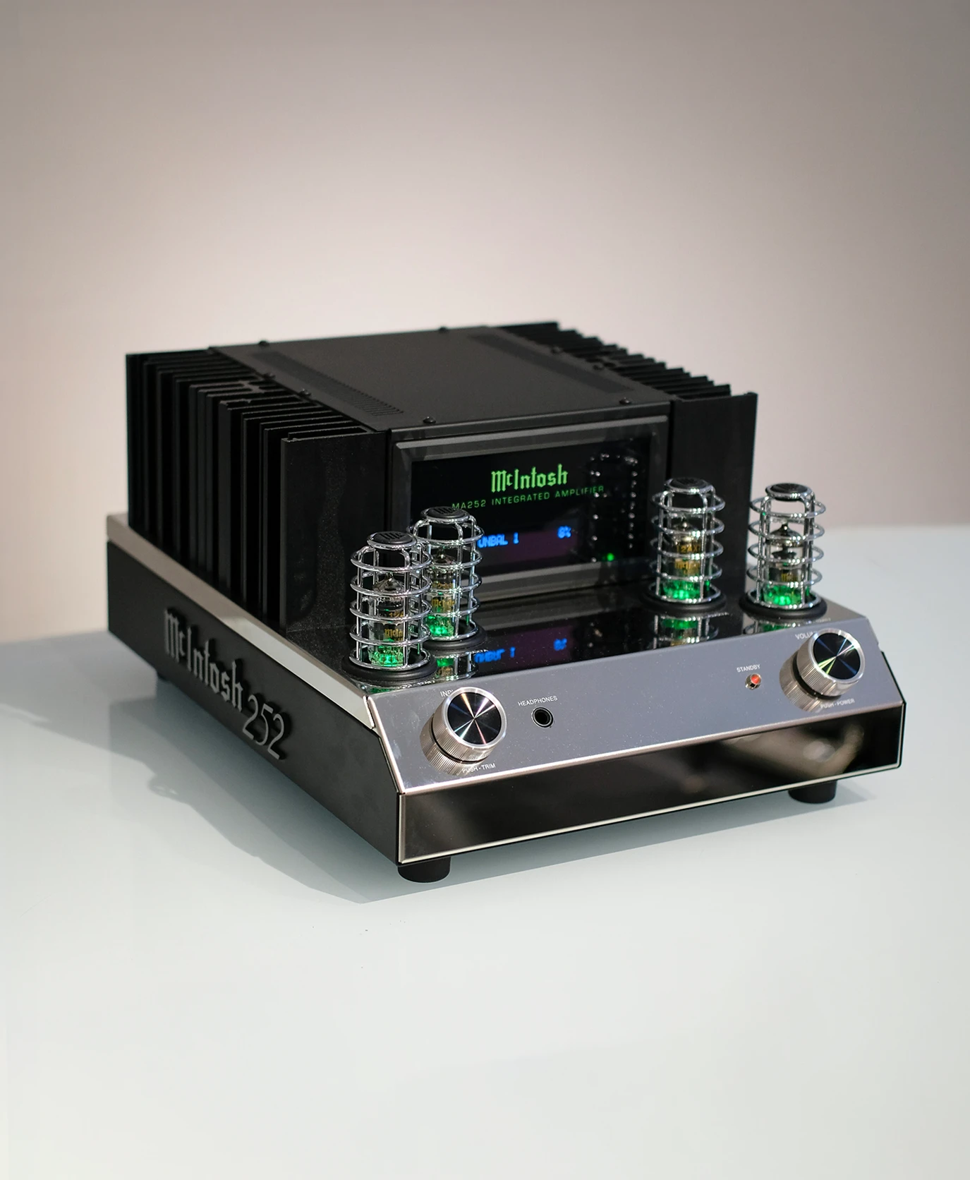 McIntosh MA252