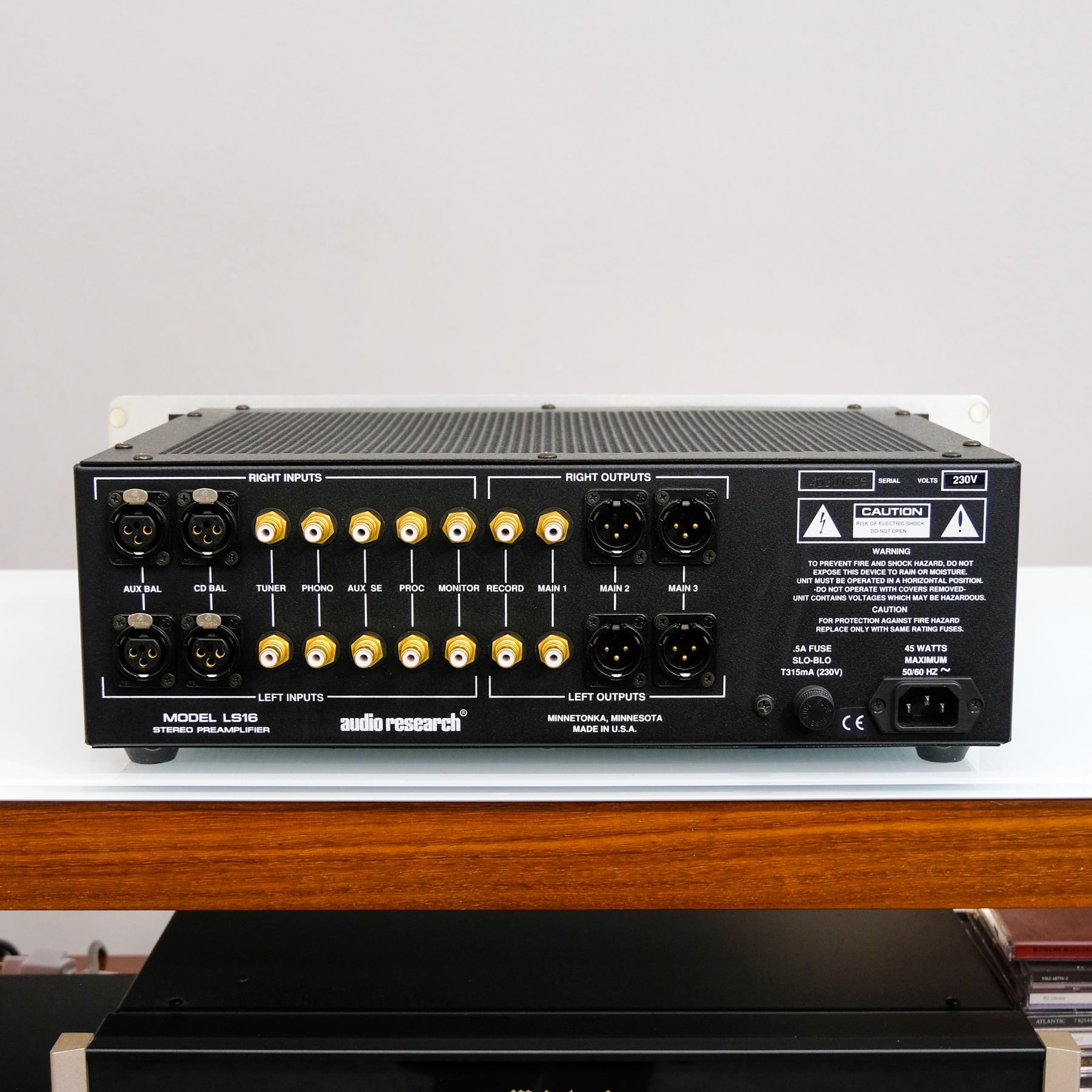 Audio Research LS-16