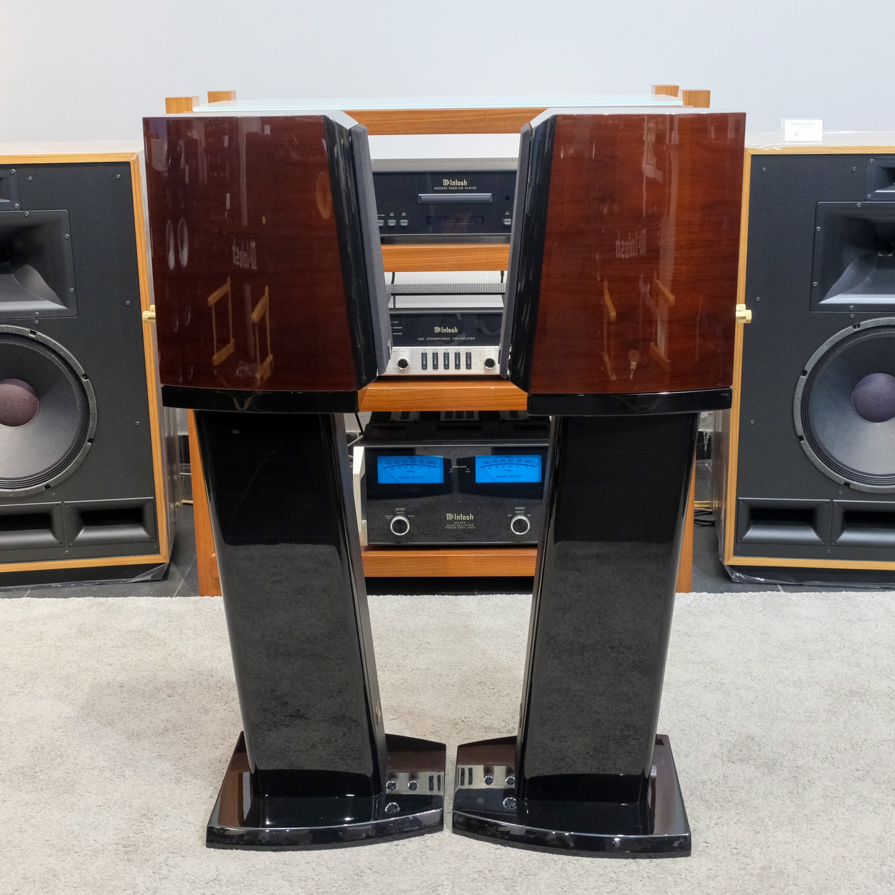 Aurum Cantus V2M con stand