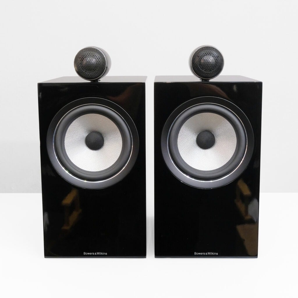 B&W 705 S2