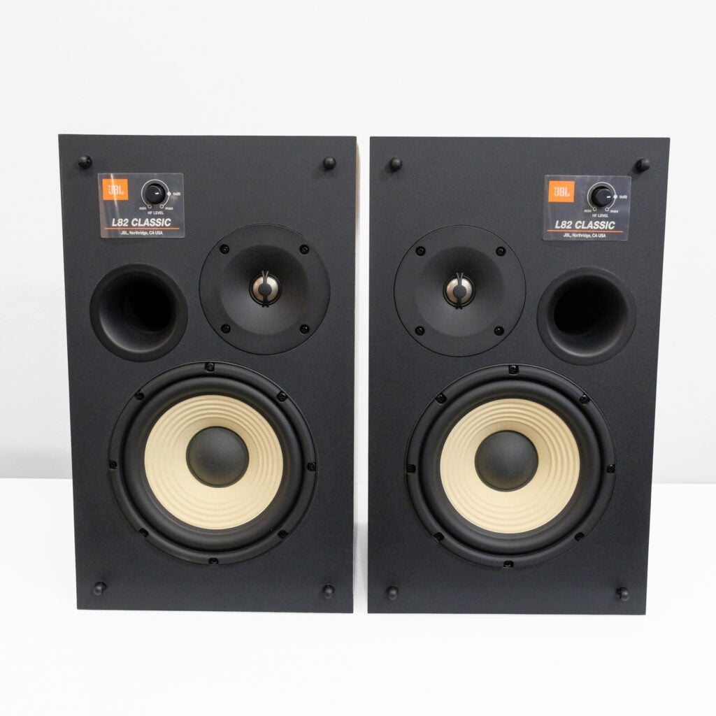 JBL L82 Classic