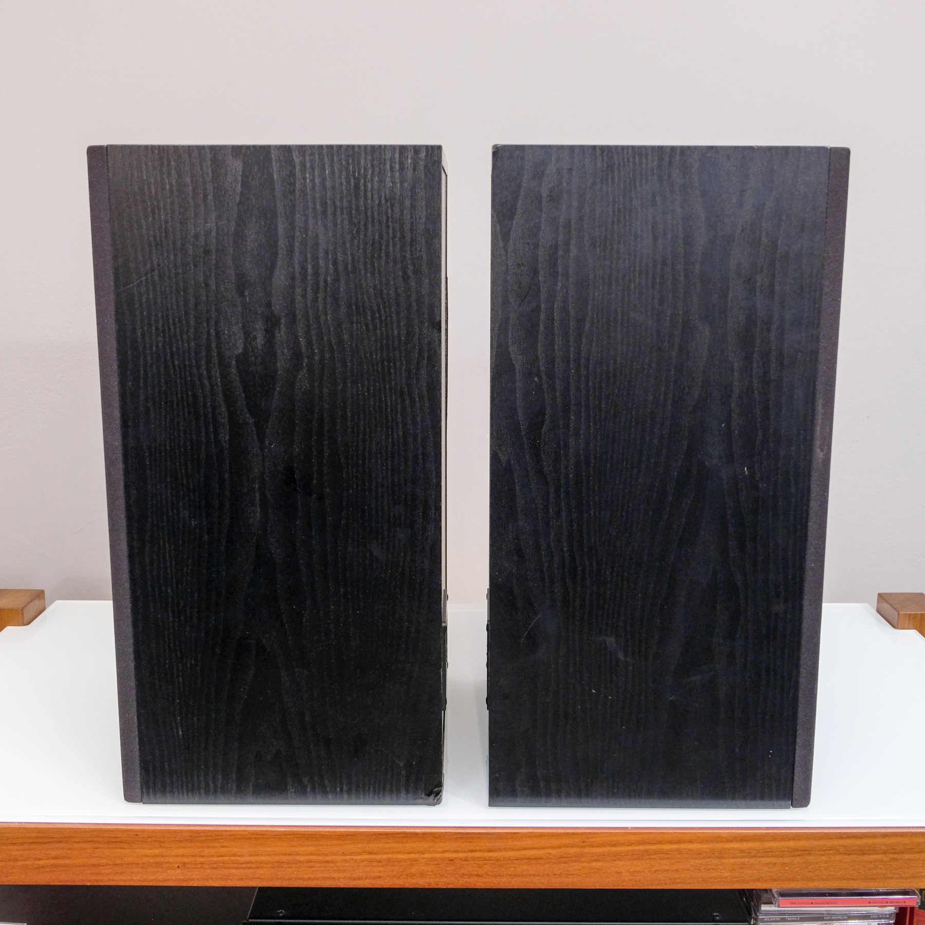 Kef K140