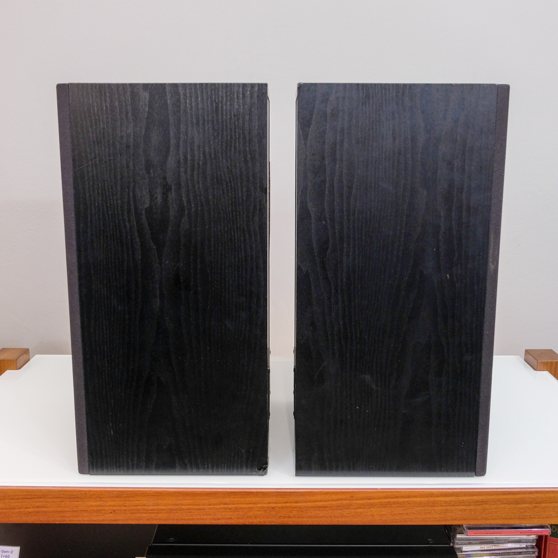Kef K140