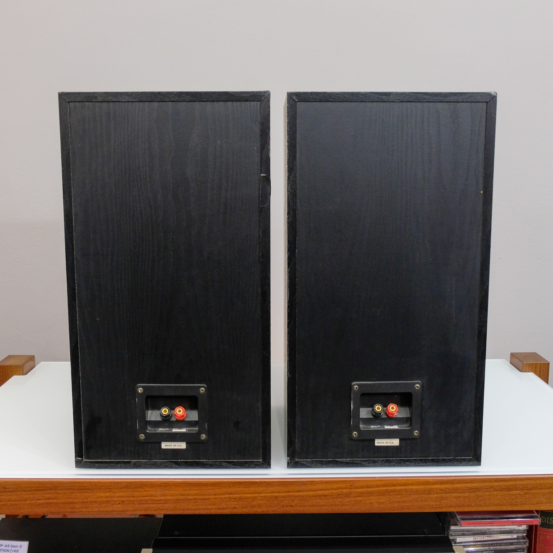 Kef K140