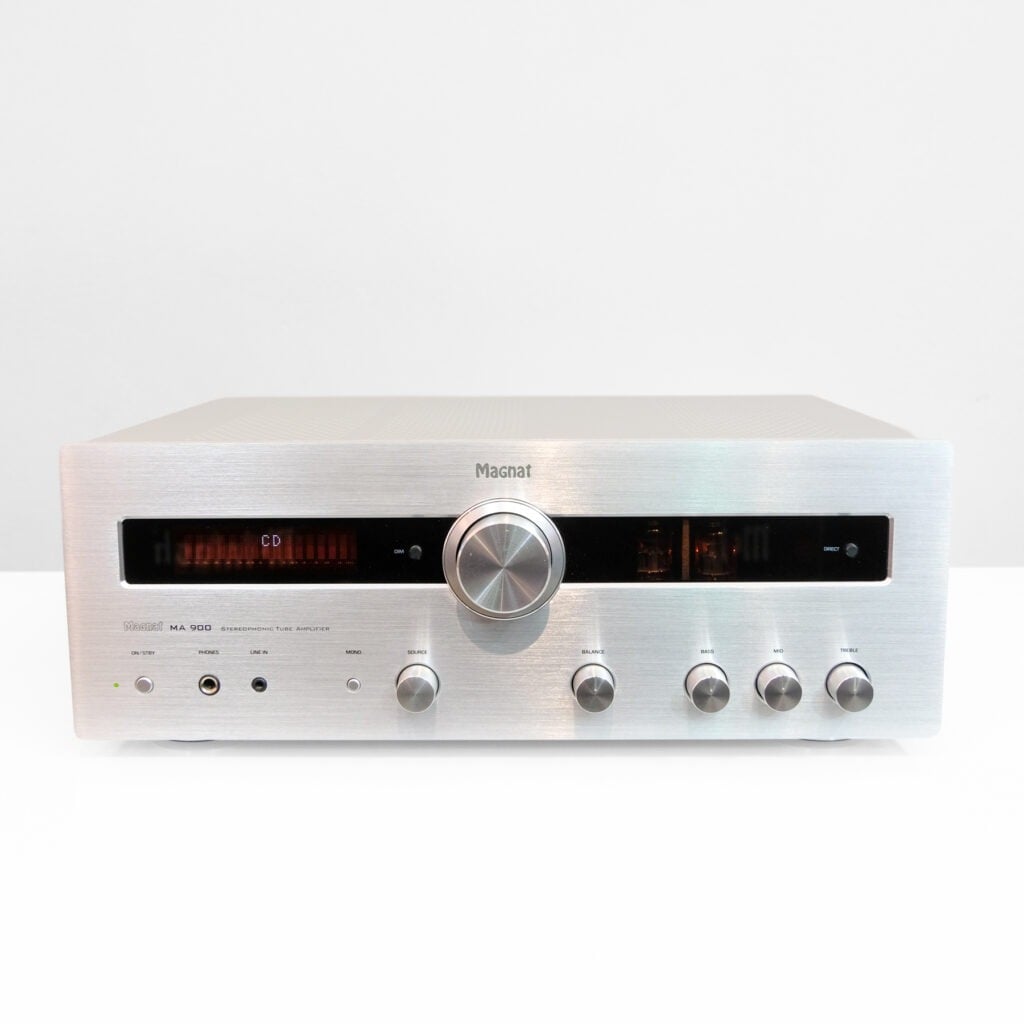 Magnat MA900