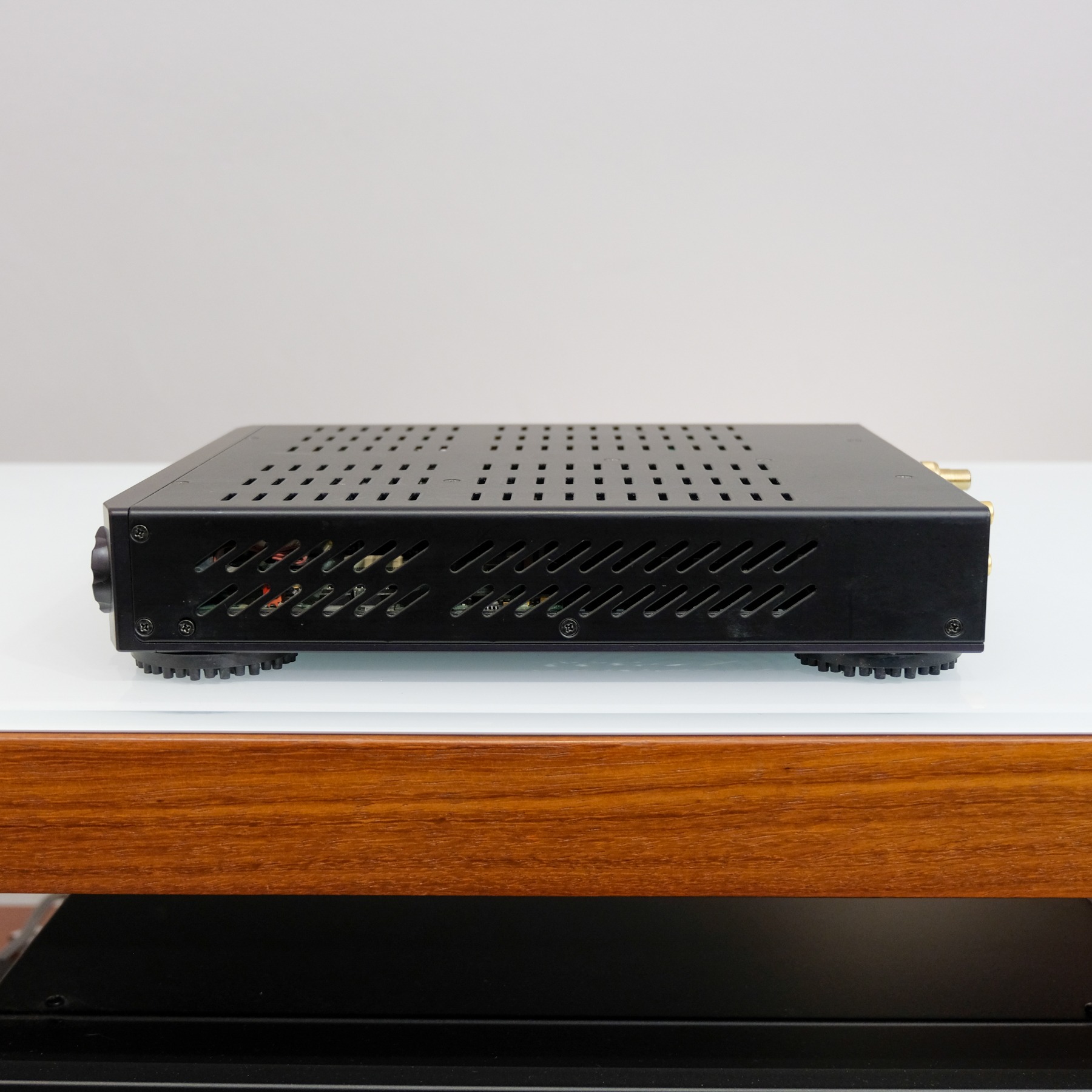 Resonessence Labs Invicta
