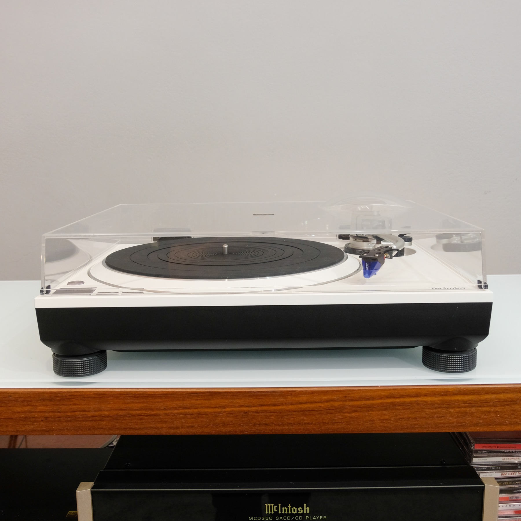 Technics SL-1500C con Ortofon 2M Blue