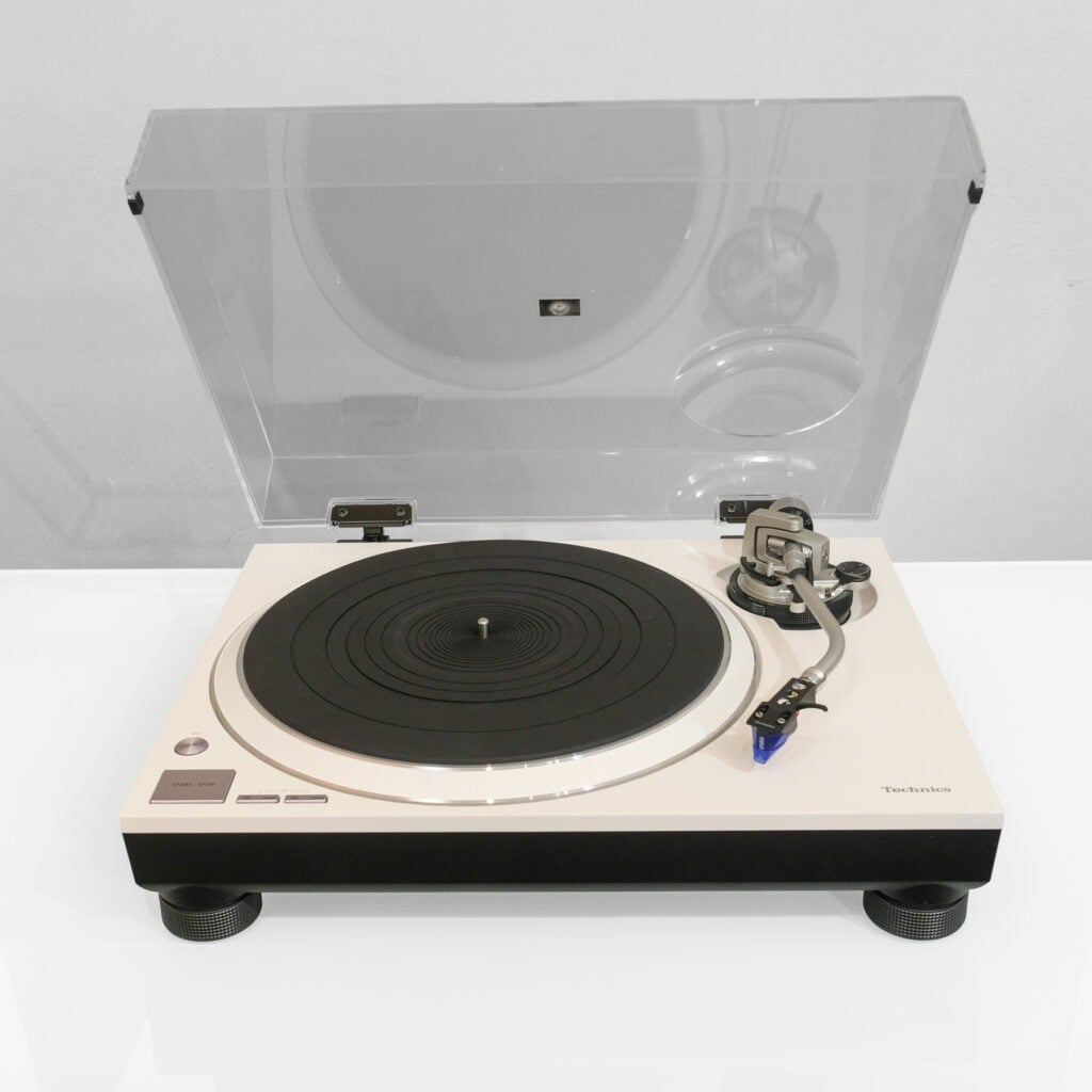 Technics SL-1500C mit Ortofon 2M Blau