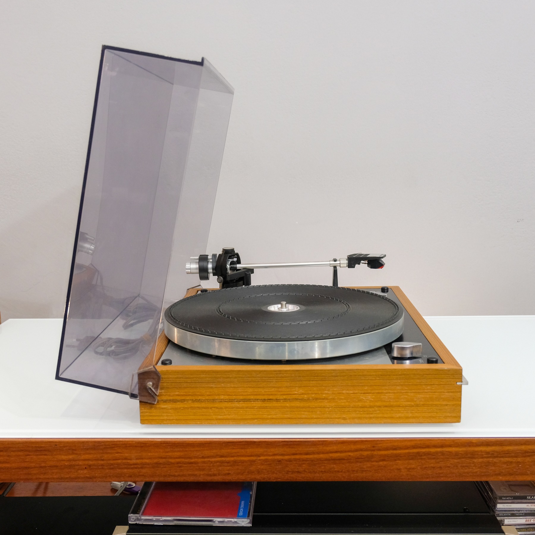 Thorens TD160