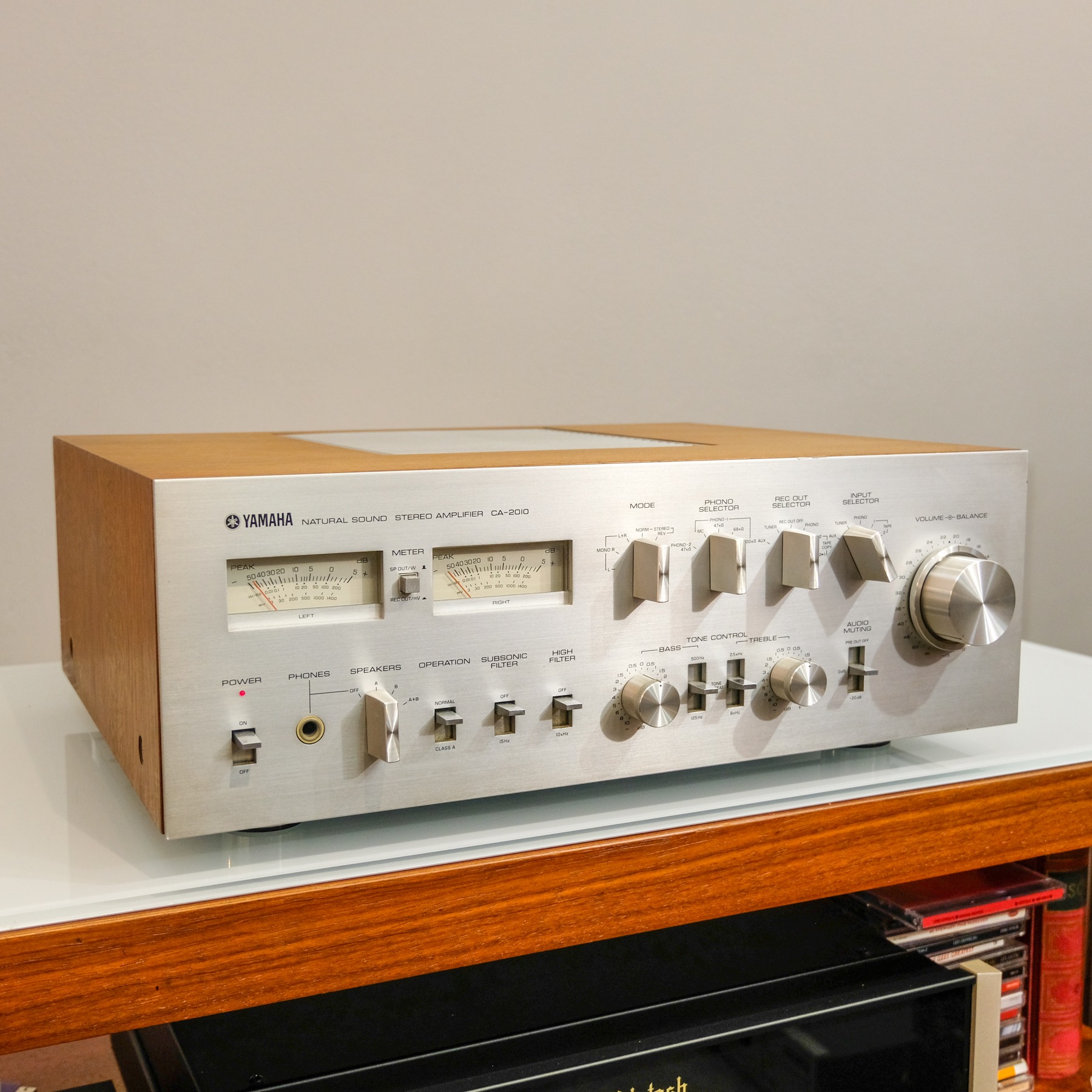 Yamaha CA-2010